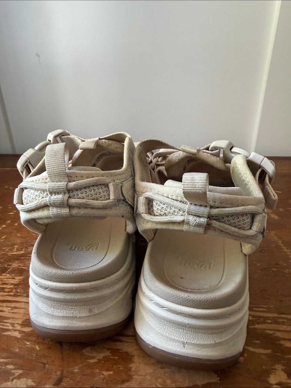 Teva Hurricane Ampsole Gaila Sandals - Picture 7 of 11